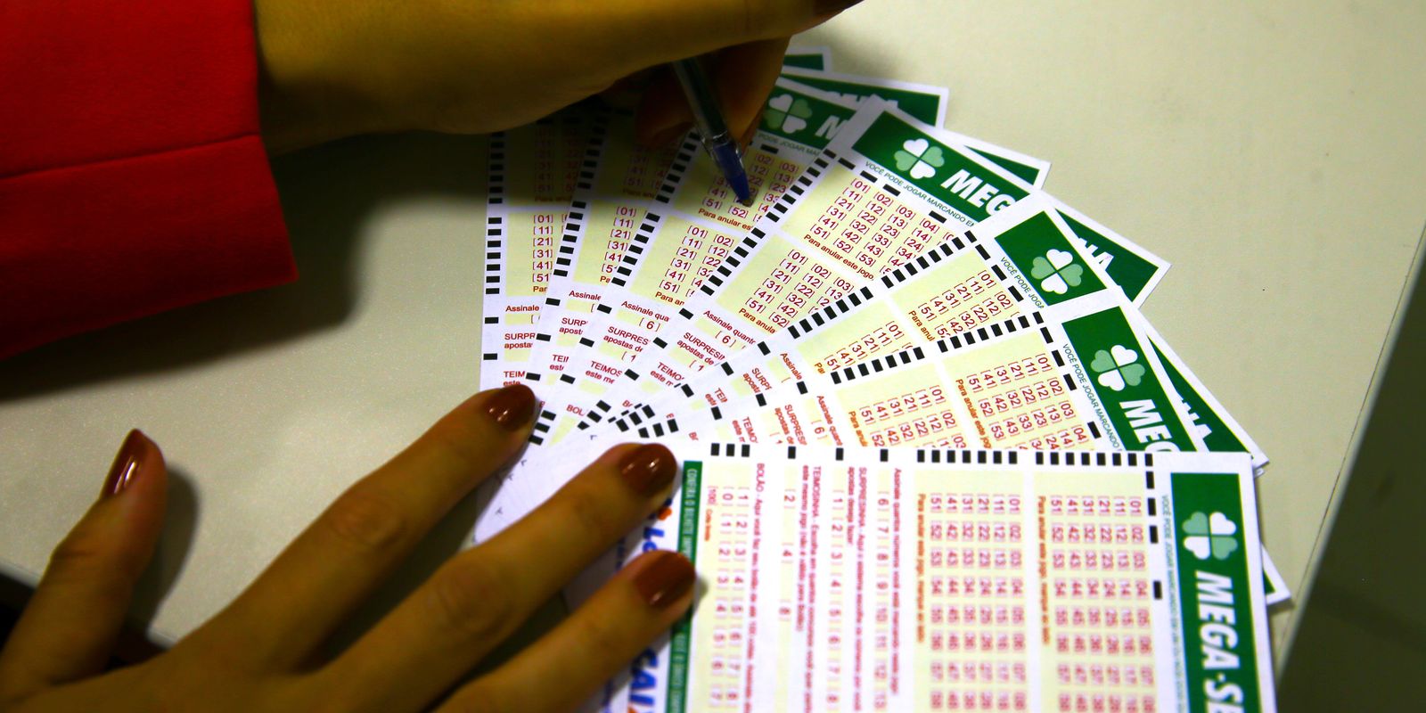 Mega 30 anos sorteia prêmio especial de R$ 320 milhões; assista aqui