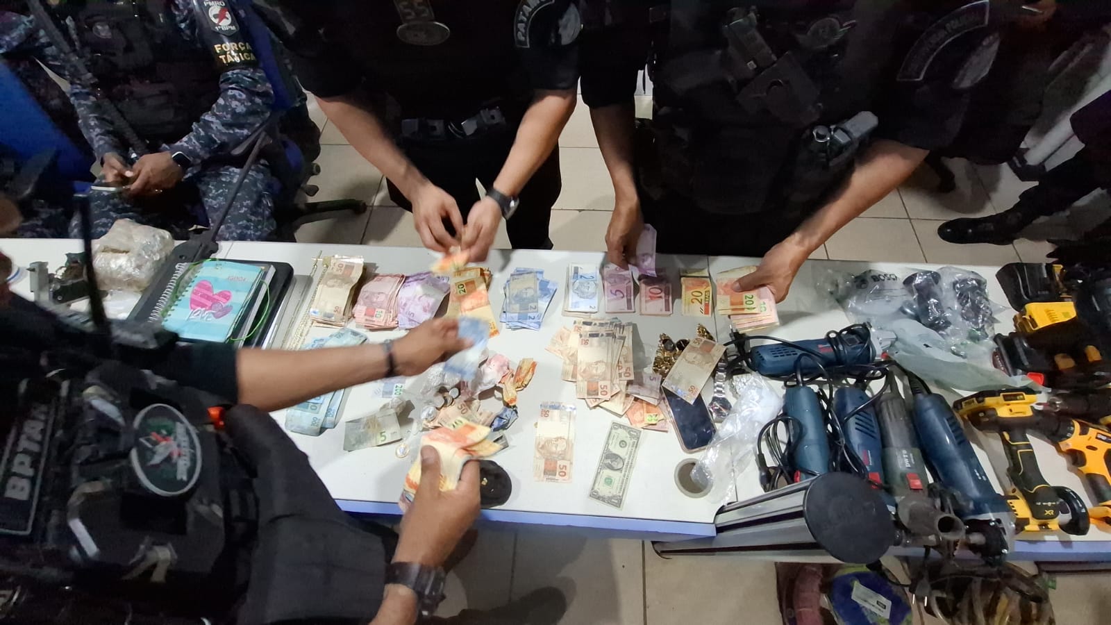 Operação Maximus desarticula ponto de tráfico e apreende arsenal de objetos suspeitos em Porto Velho