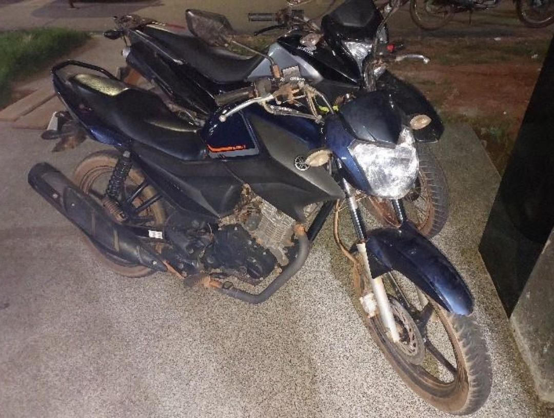 Polícia Militar recupera motocicleta roubada e apreende outros veículos durante ação em Cacoal