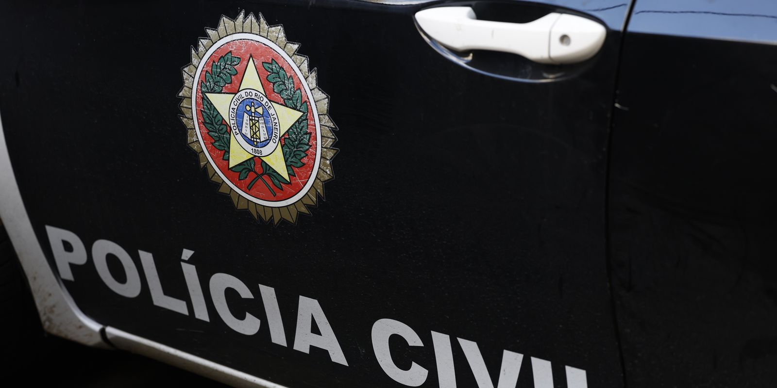 Operação mira lavagem de R$ 100 milhões provenientes de facções