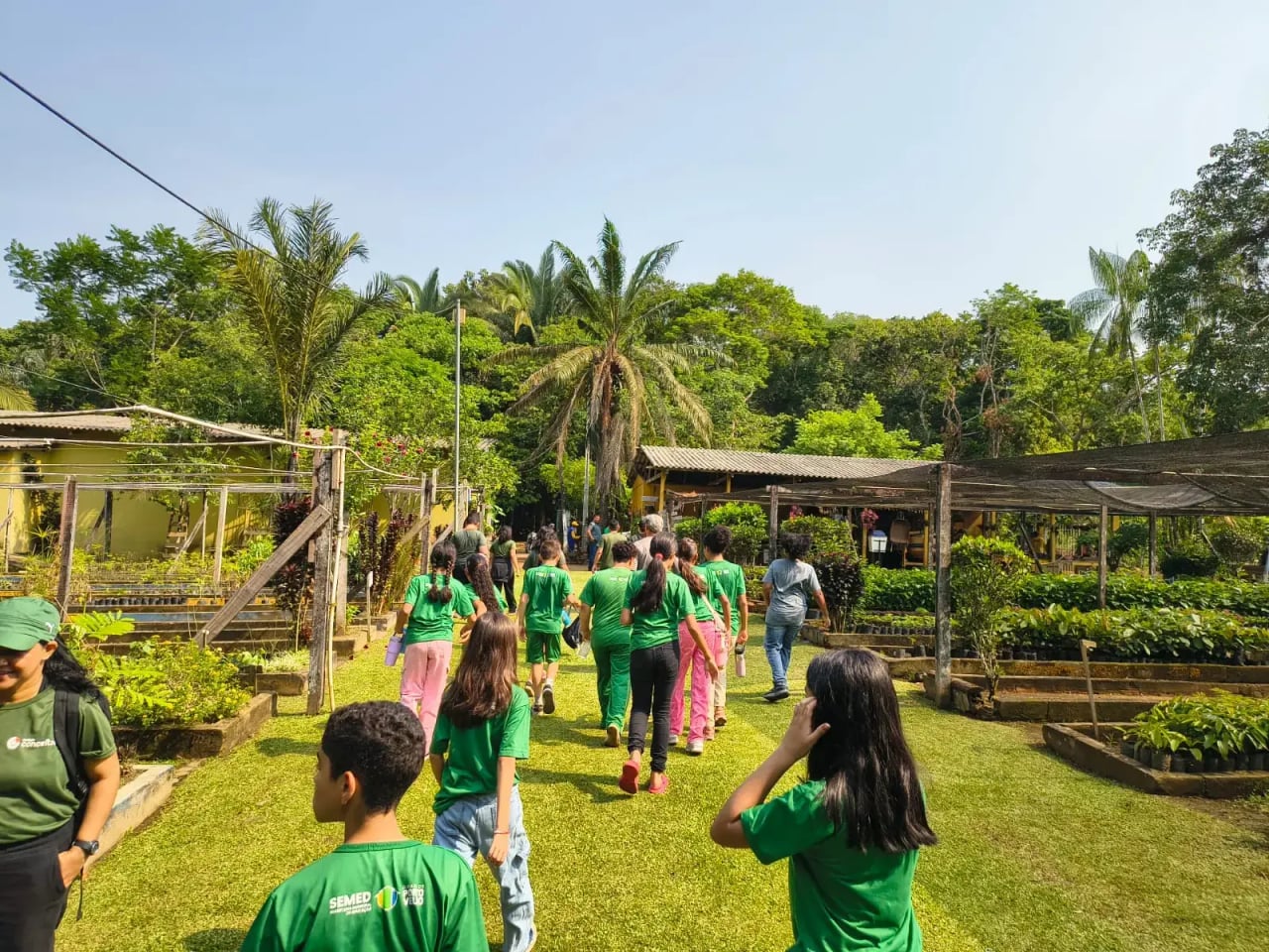 Alunos da EMEIEF Belezas do Buriti Participam de Passeio Educativo em Porto Velho