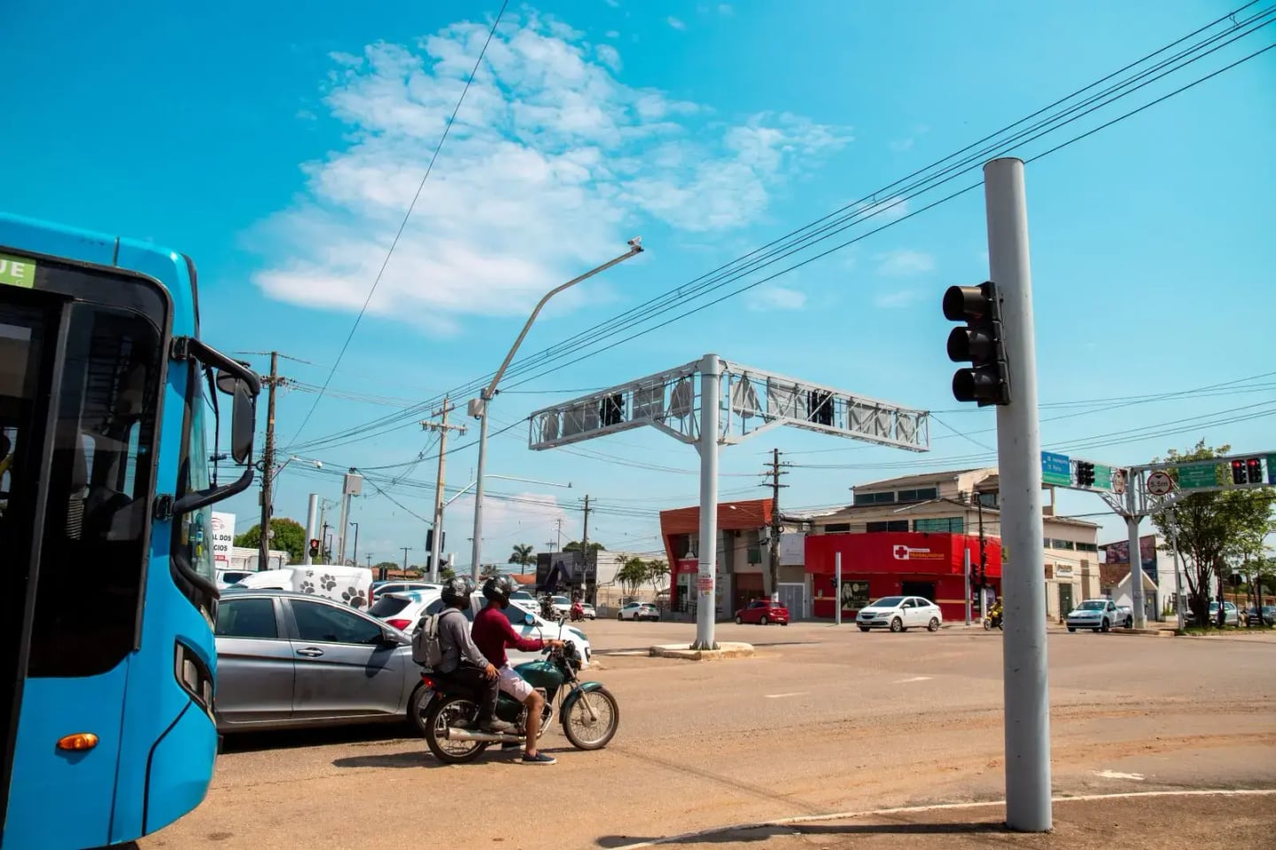 Prefeitura intensifica ações de segurança viária em áreas críticas