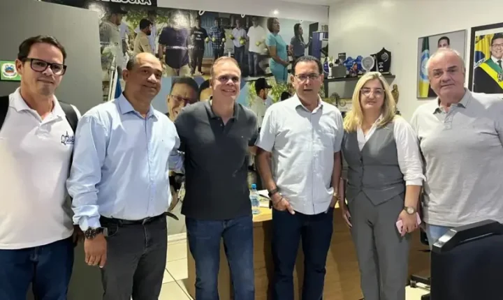 Alan Queiroz, reeleito, visita o prefeito Aldo Júlio e expressa gratidão pelo apoio em Rolim de Moura