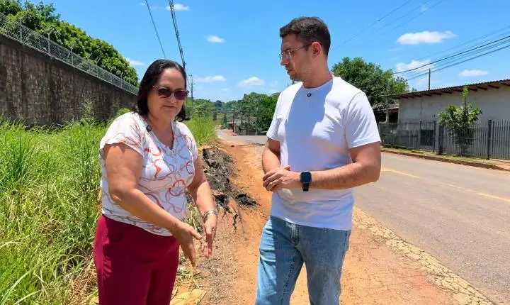 Melhorias na Infraestrutura em Frente à Escola Padre Zenildo são Demandadas por Pedro Geovar