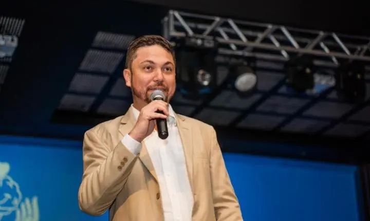 Movimentação estratégica: Jonatas França filia-se ao Republicanos e fortalece pré-candidatura à Câmara Federal