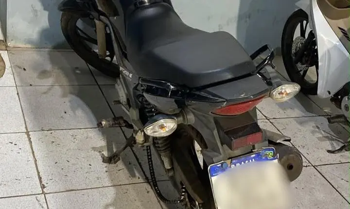 Polícia Militar prende suspeito de roubo, recupera motocicleta e apreende simulacro após acompanhamento em Porto Velho